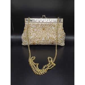 Vintage‎ Ed B. Robinson Beaded Handmade Purse/Clutch With Chain Strap Gold/White